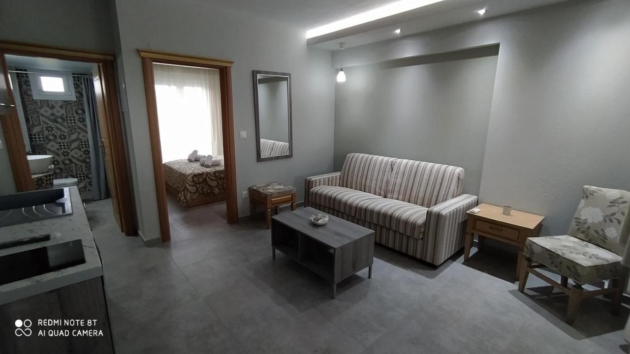 Onar By The Sea Luxurious Apartments Flogita Exterior photo